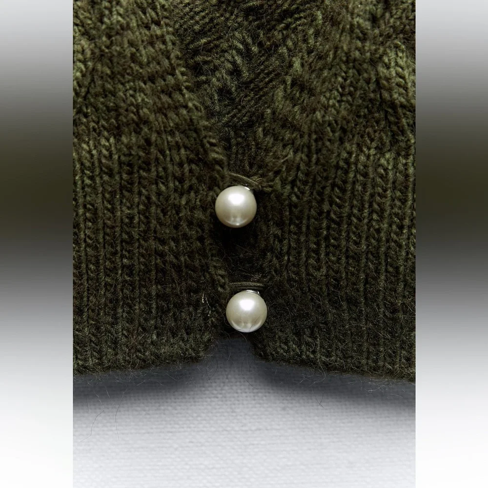 KNIT OPEN BACK PEARLY SWEATER - Picture 10 of 11